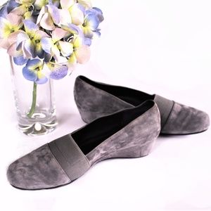Vaneli wedge suede